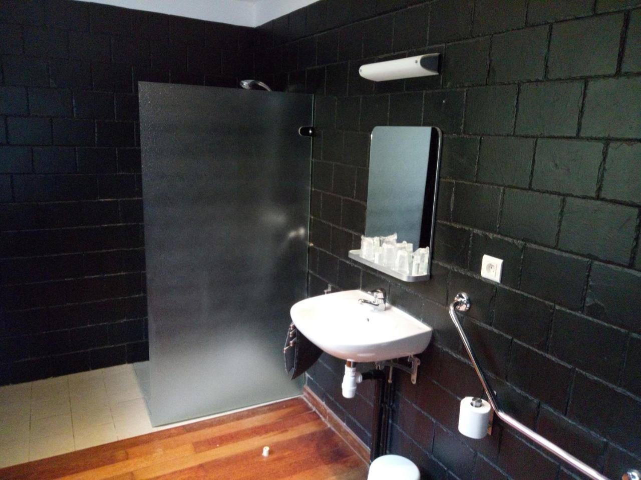 La Maison D'Hoursentut Hotel Campan Bagian luar foto