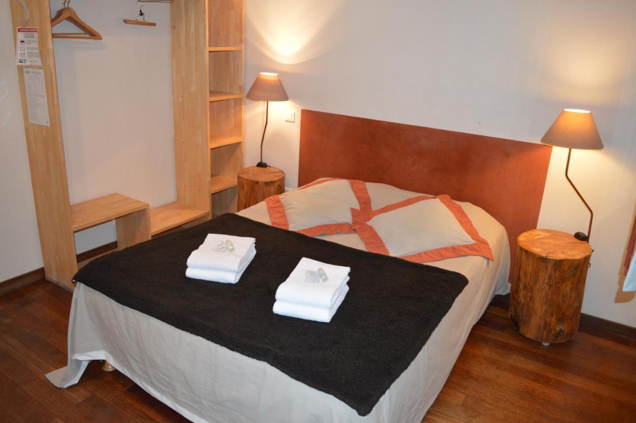 La Maison D'Hoursentut Hotel Campan Bagian luar foto